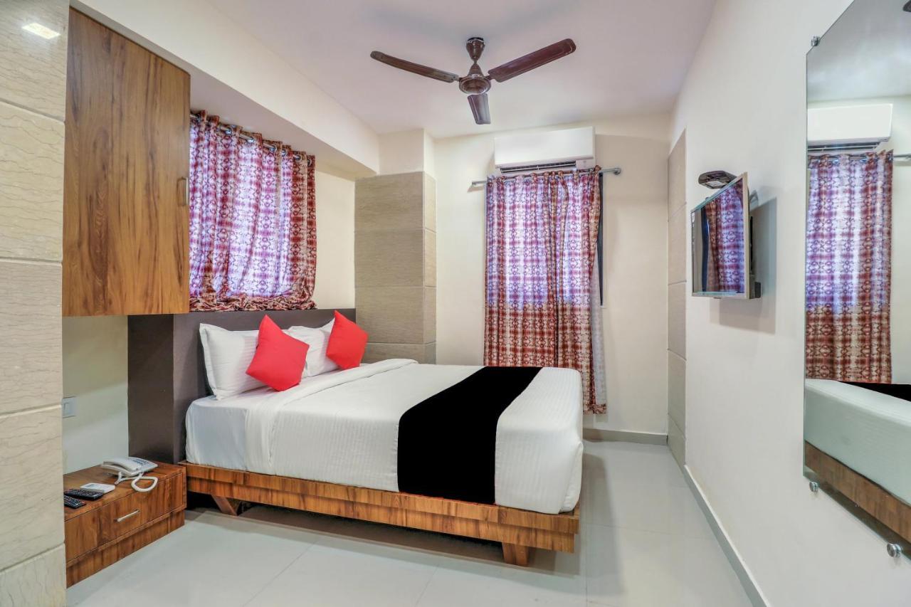 Hotel Crystal Inn Bombay Extérieur photo