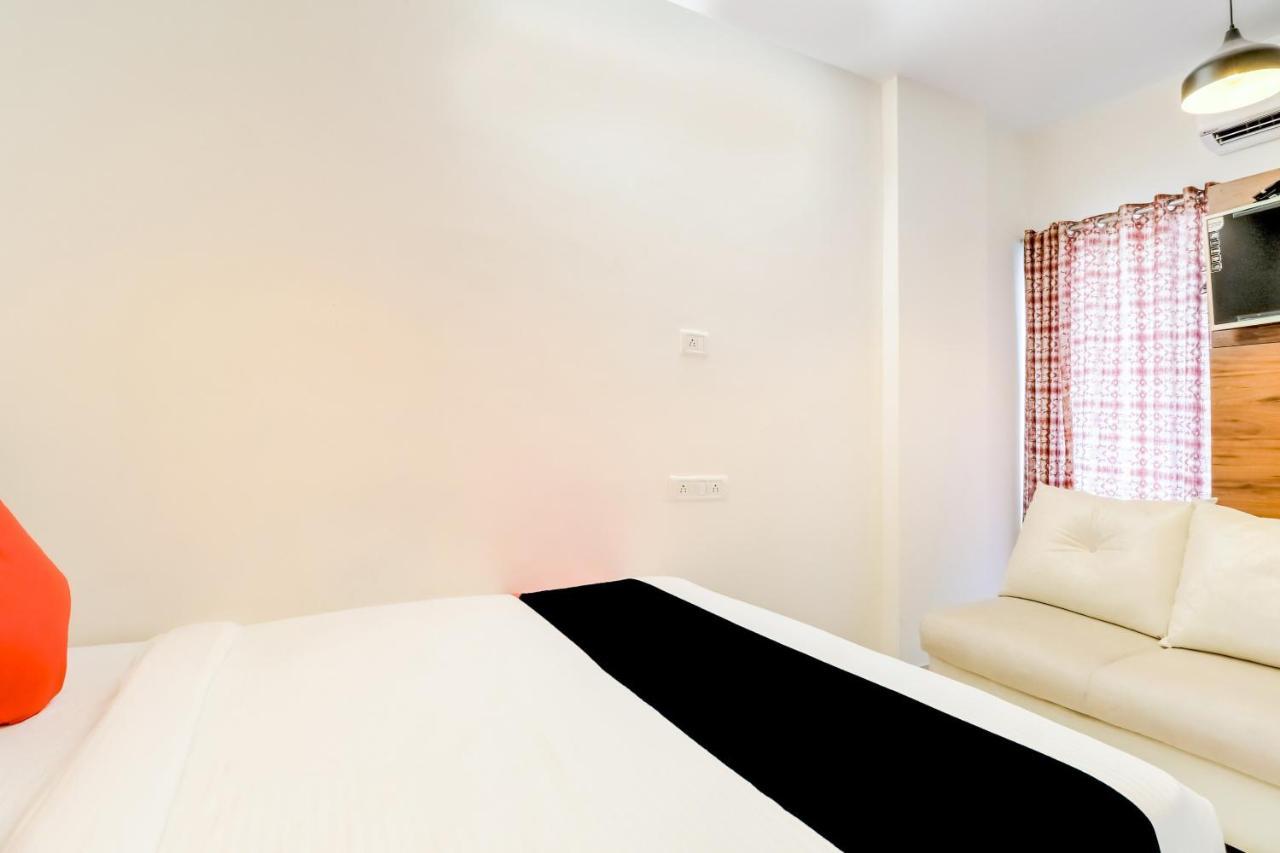 Hotel Crystal Inn Bombay Extérieur photo